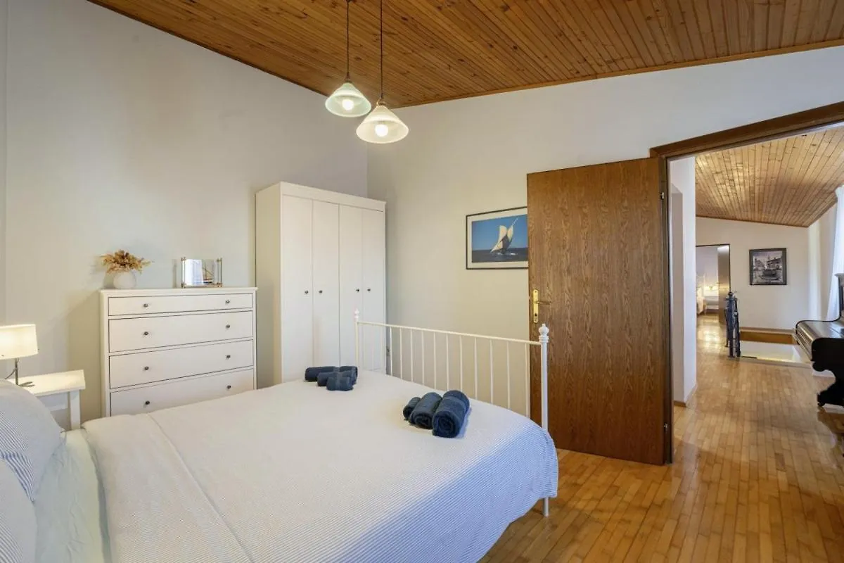 Villa Ene In Pula - Haus Fuer 6 Personen