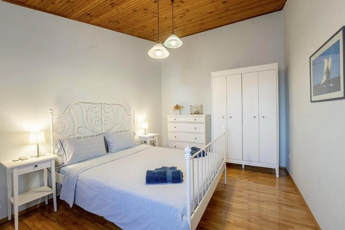 Villa Ene In Pula - Haus Fuer 6 Personen